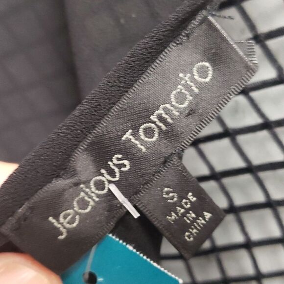 Jealous tomato top - Picture 3 of 3